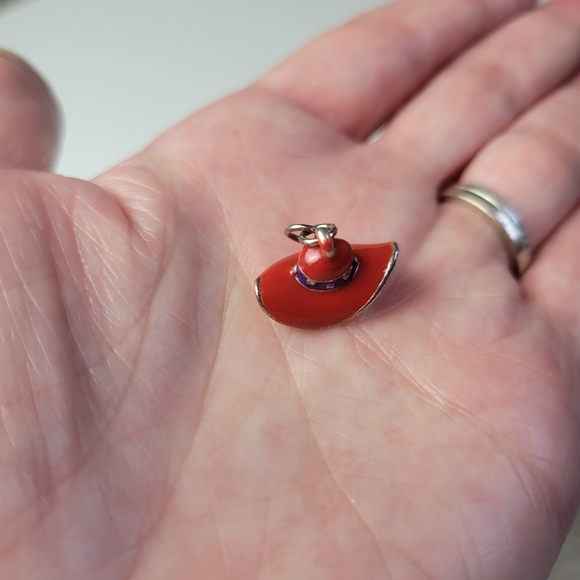 Red Hat Enameled Pendant Charm - Picture 2 of 5